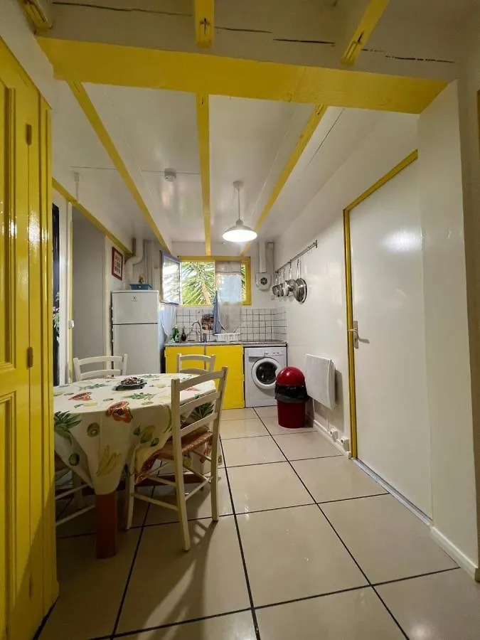 Villa Le 180 Cinq 0*, Toulon Francie